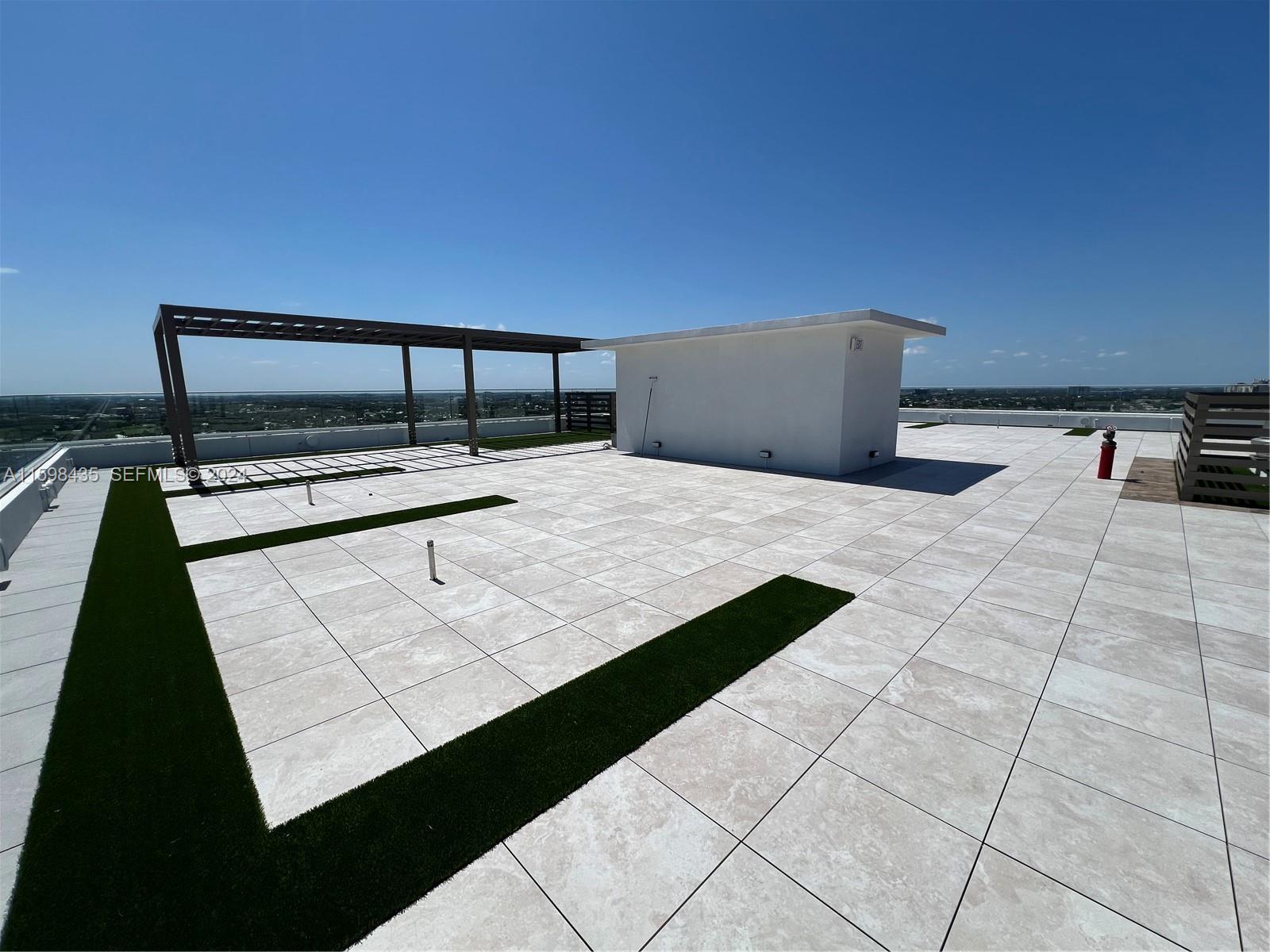 4020 Galt Ocean Drive 206