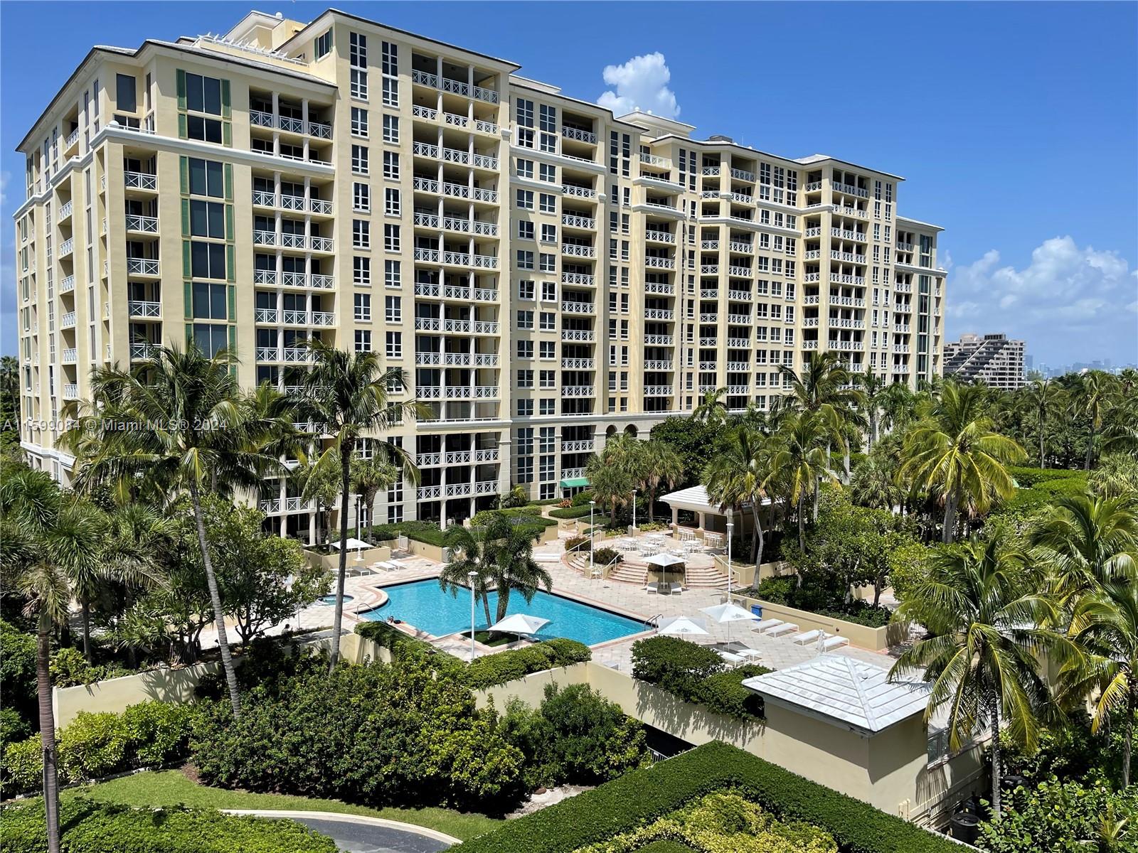 455 Grand Bay Dr # 414