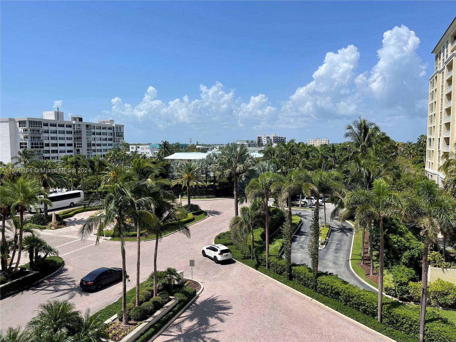 455 Grand Bay Dr # 414