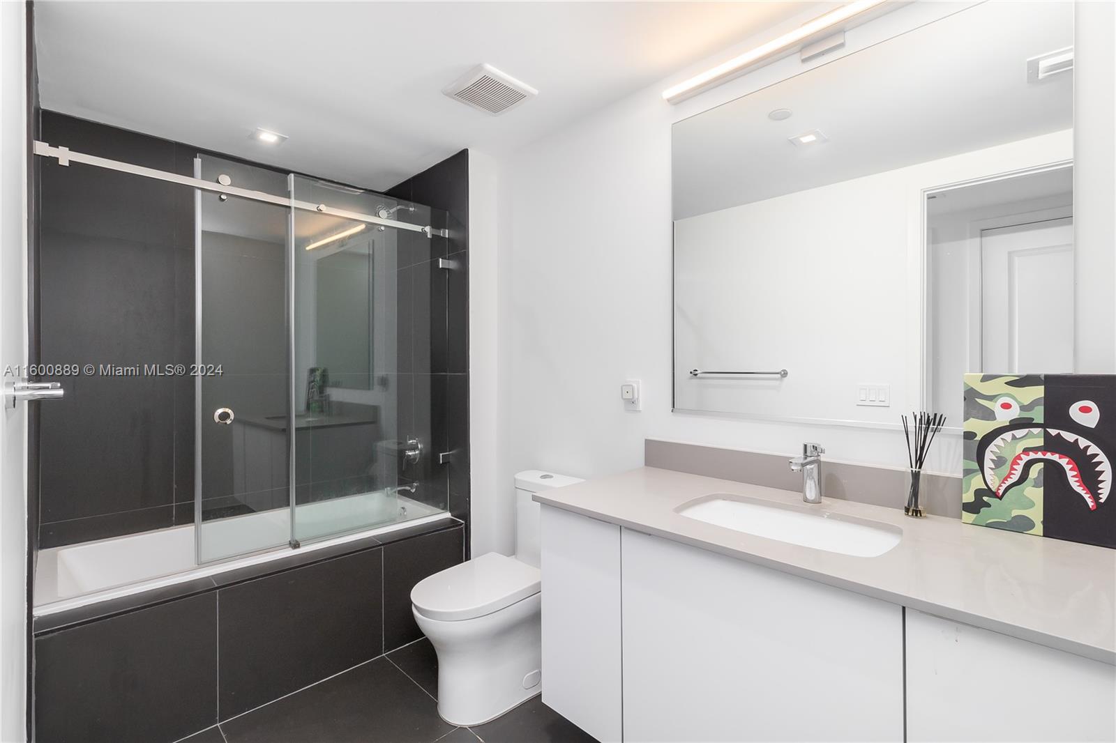 1600 NE 1st Ave # 20 Unit: 1901-20