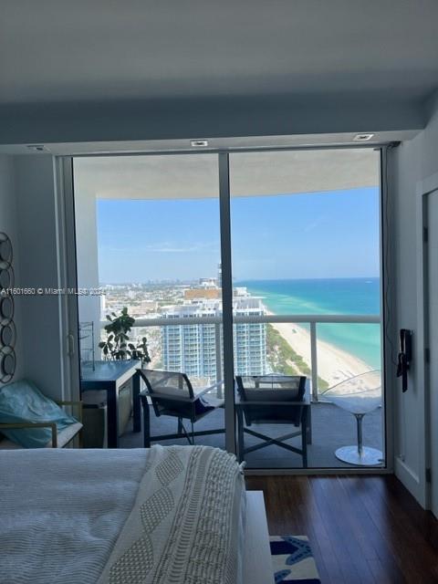 6365 Collins Avenue # 2811