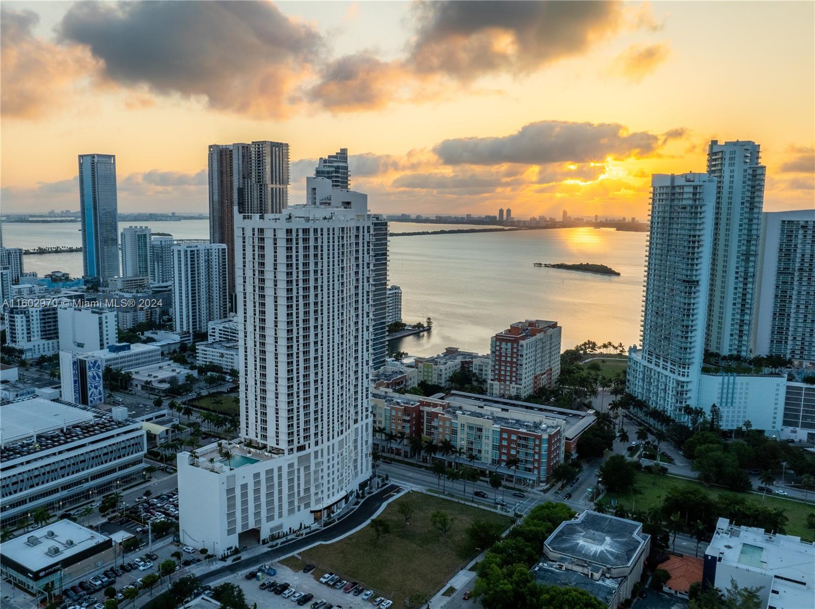 2000 Biscayne Blvd # 2003