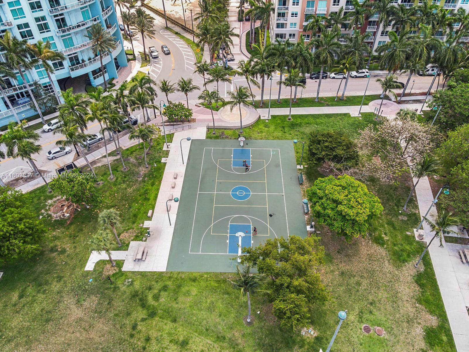 1900 N Bayshore Dr # 3310