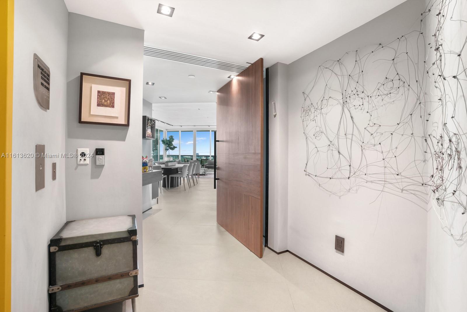 2127 Brickell Ave # 3405
