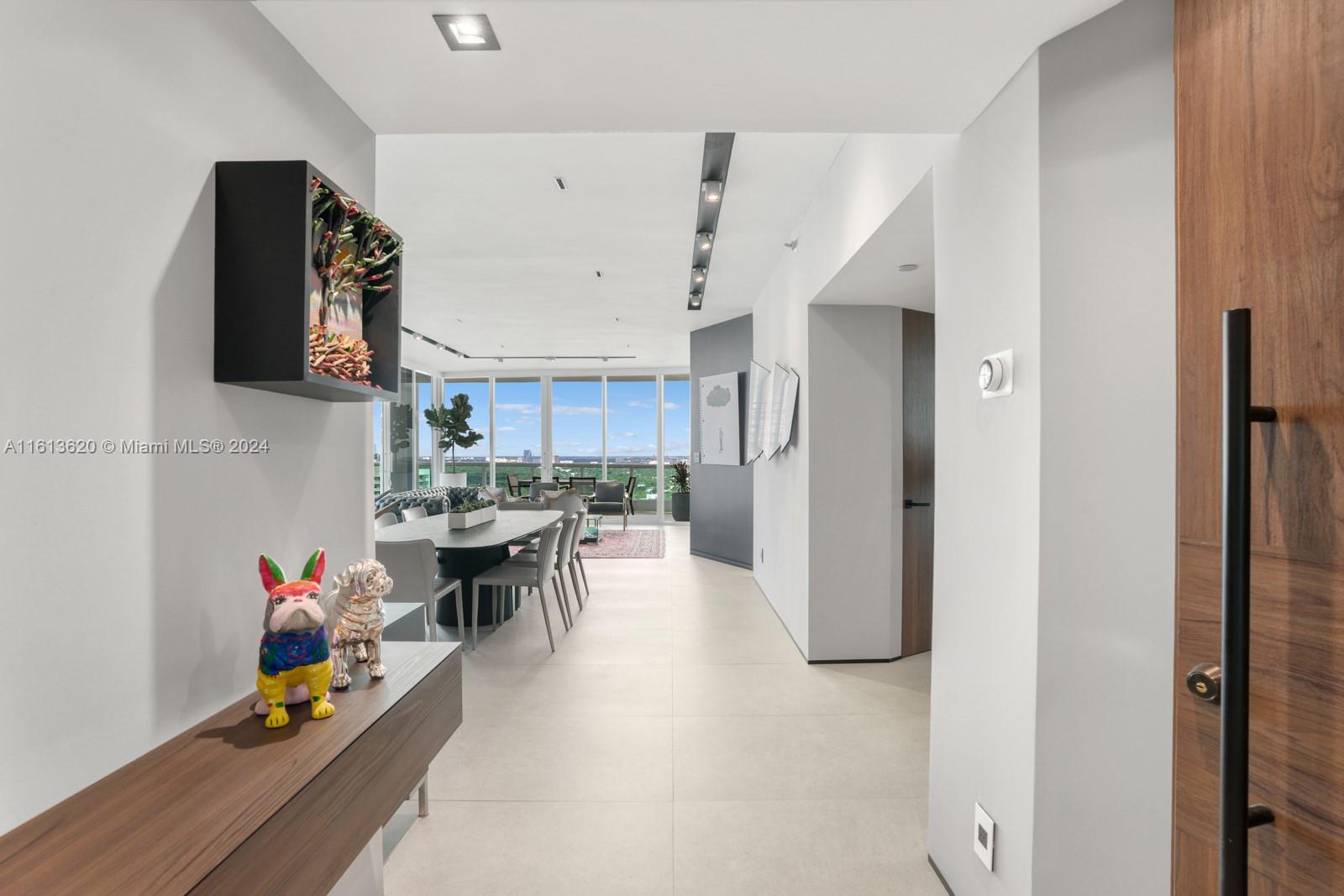 2127 Brickell Ave # 3405