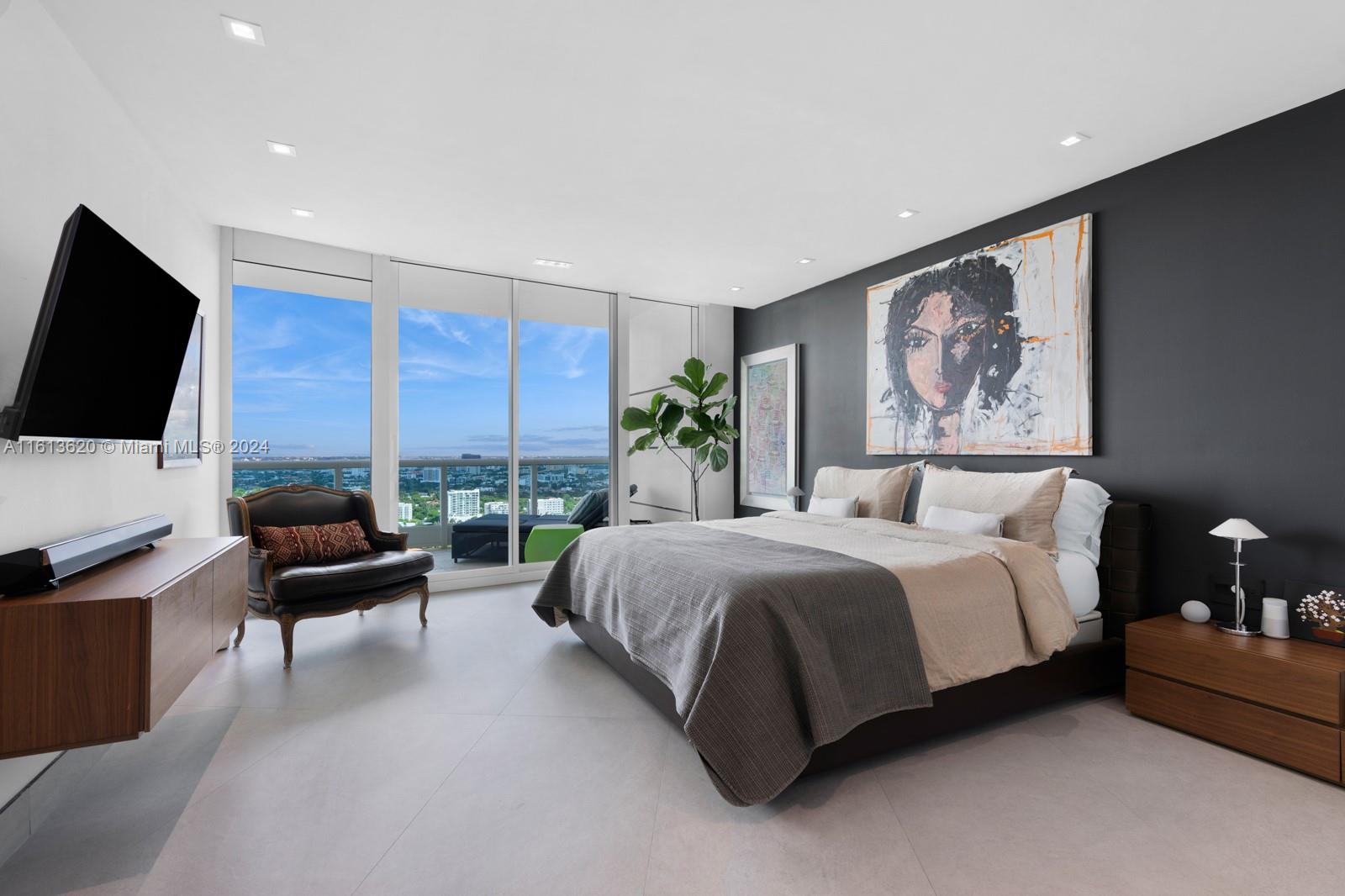 2127 Brickell Ave # 3405