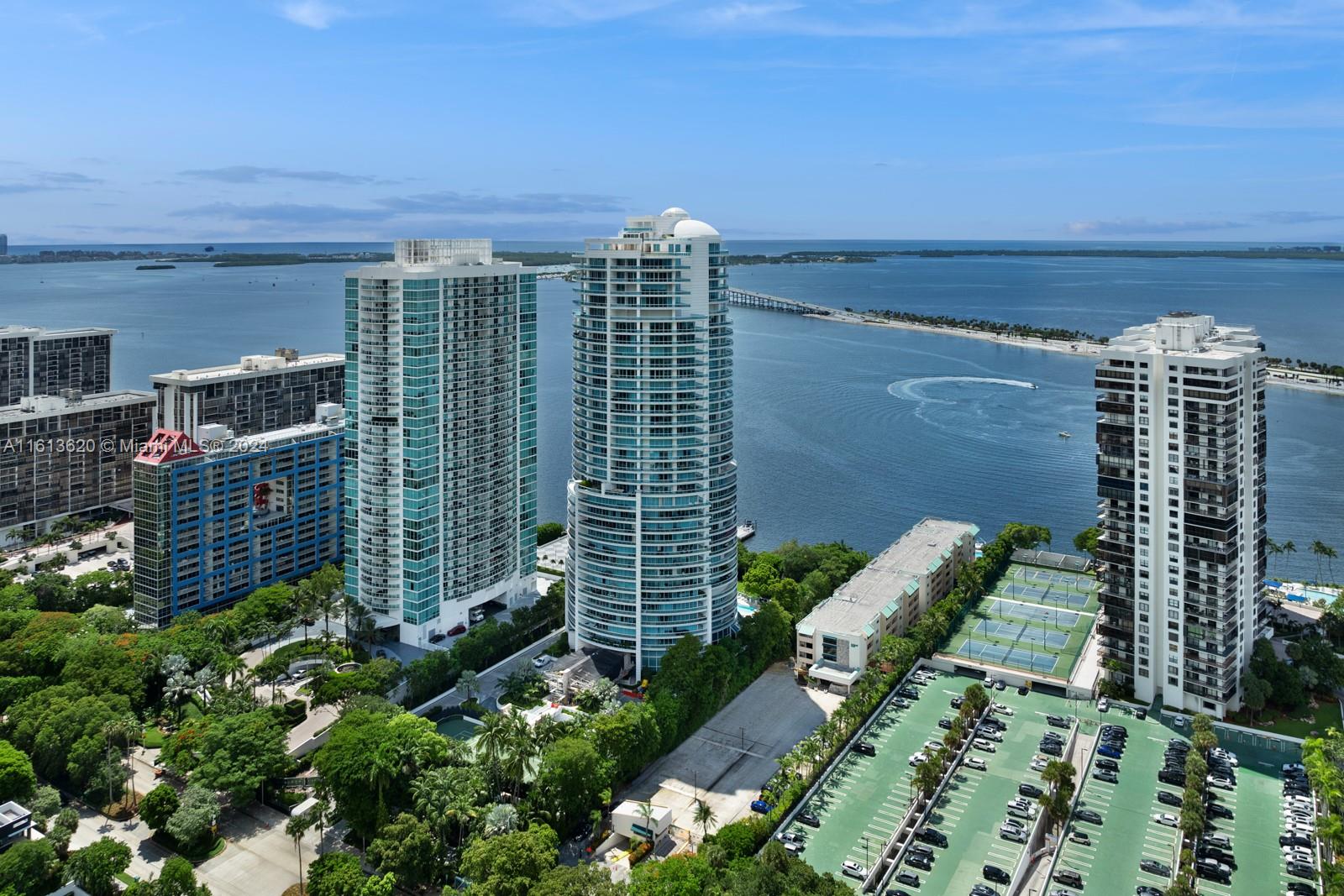 2127 Brickell Ave # 3405