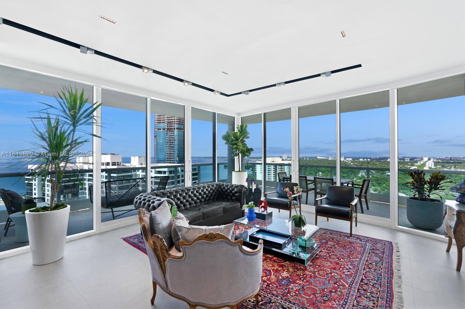 2127 Brickell Ave # 3405