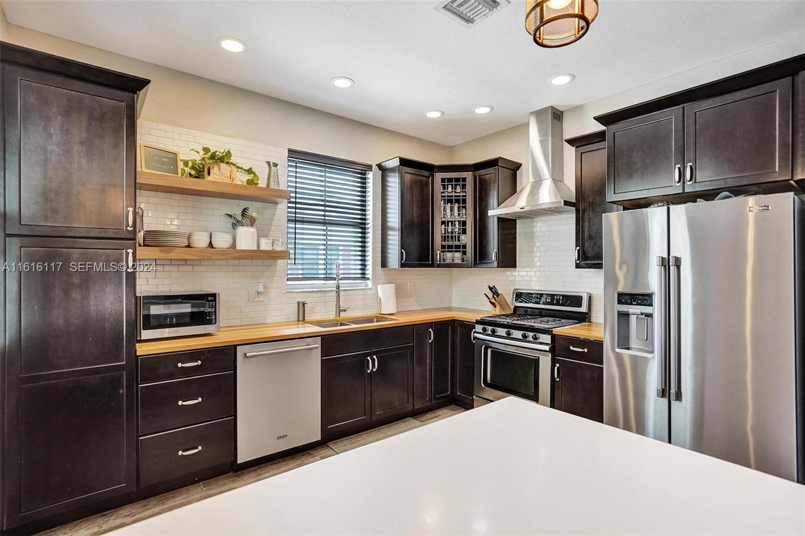 12601 NW 32nd Manor 12601