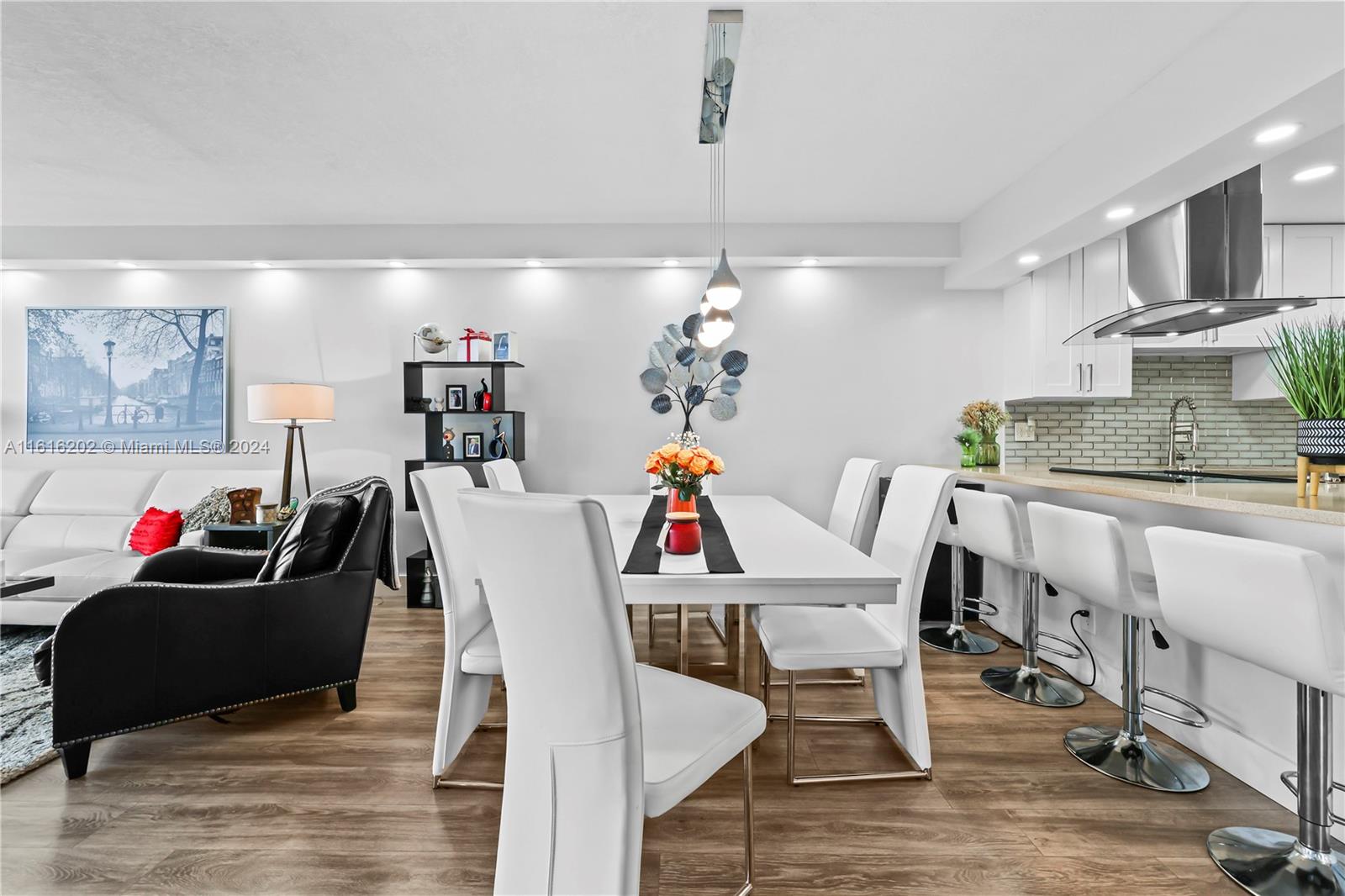 2661 S Course Dr # 510