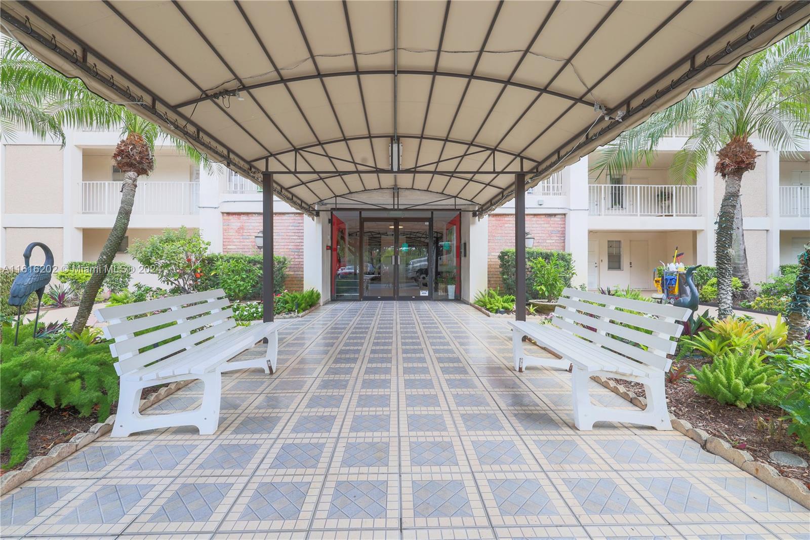 2661 S Course Dr # 510