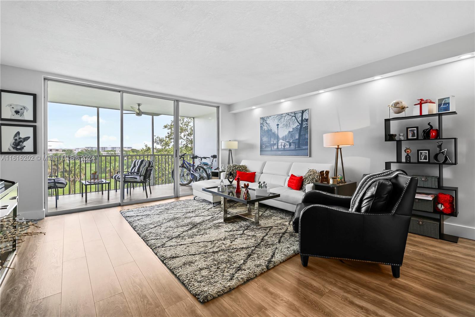 2661 S Course Dr # 510