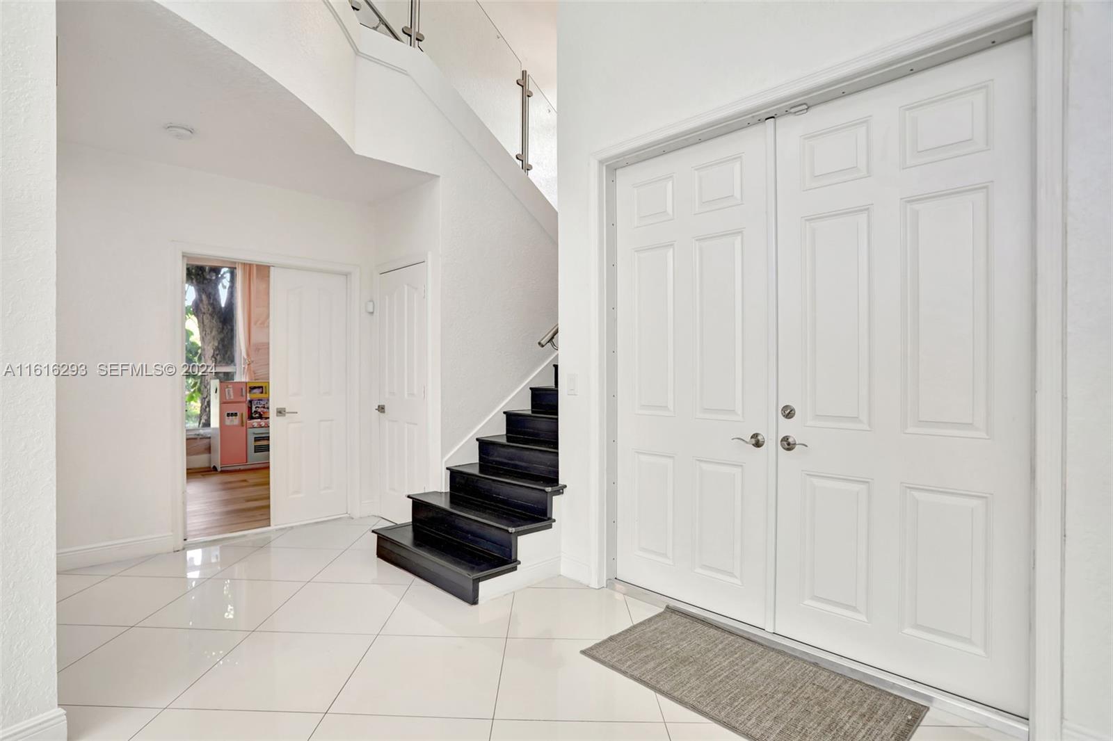 2144 Oakland Hills Way