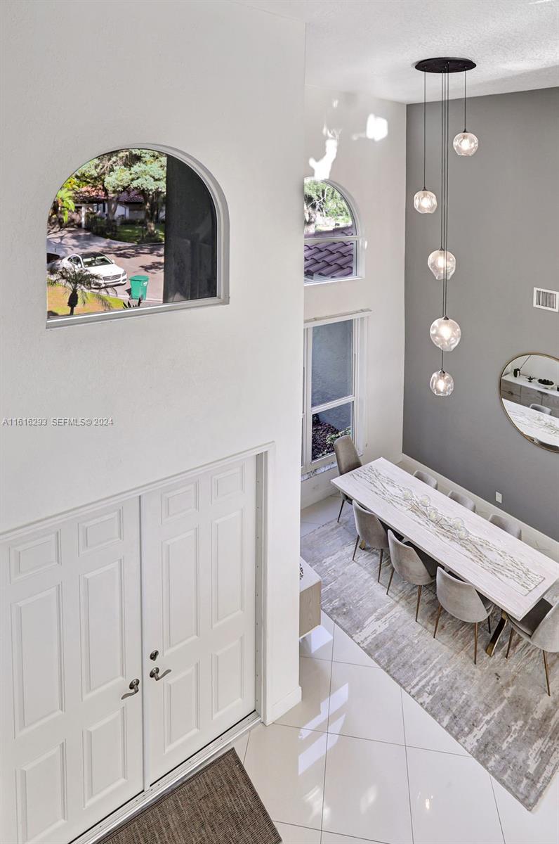 2144 Oakland Hills Way