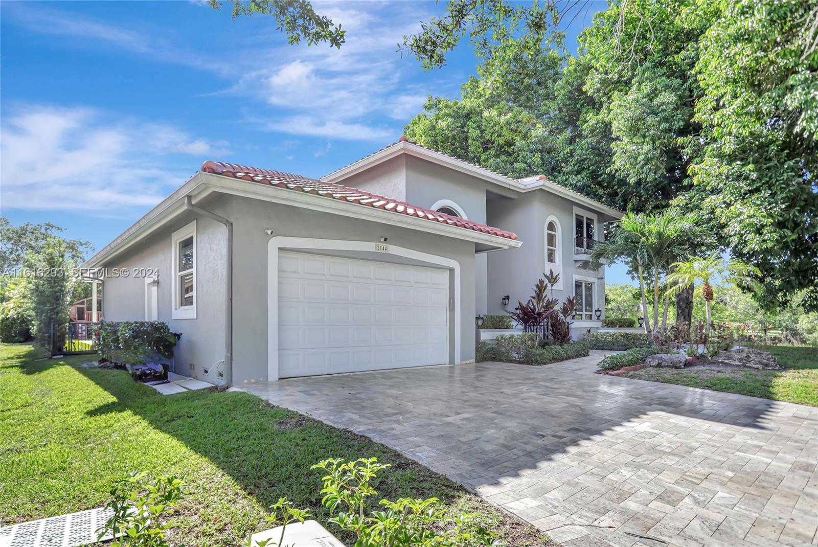 2144 Oakland Hills Way