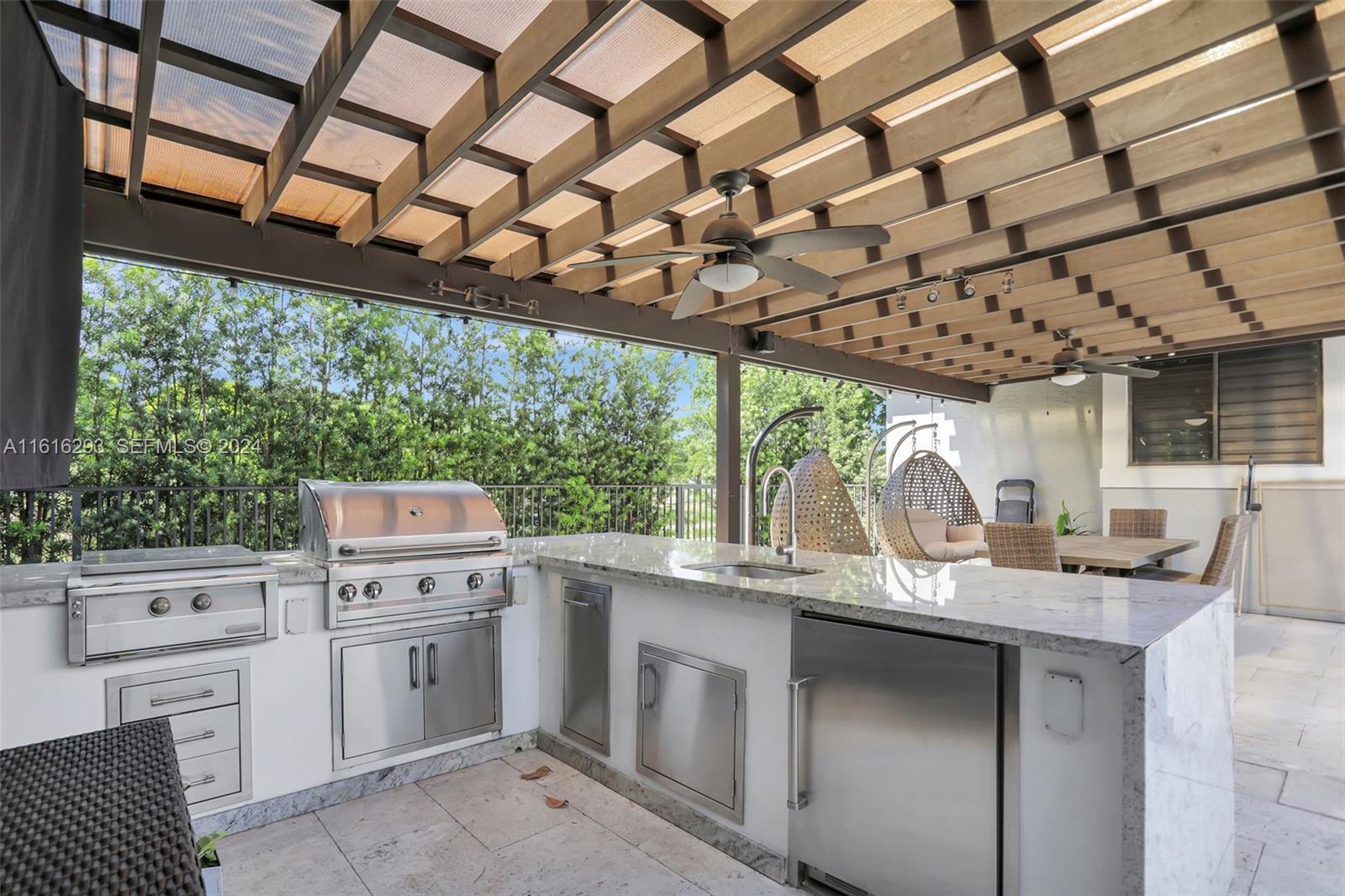 2144 Oakland Hills Way