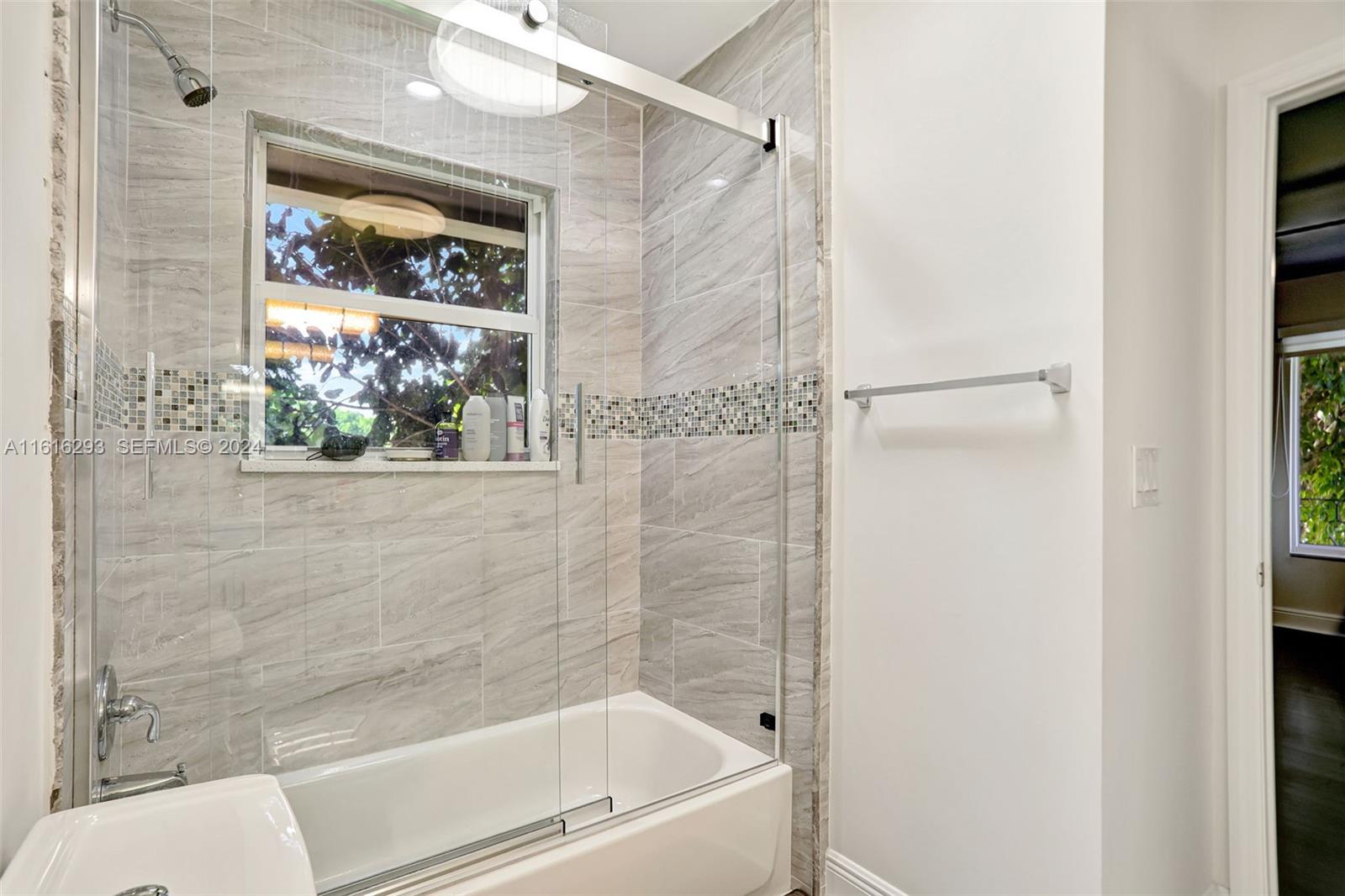 2144 Oakland Hills Way