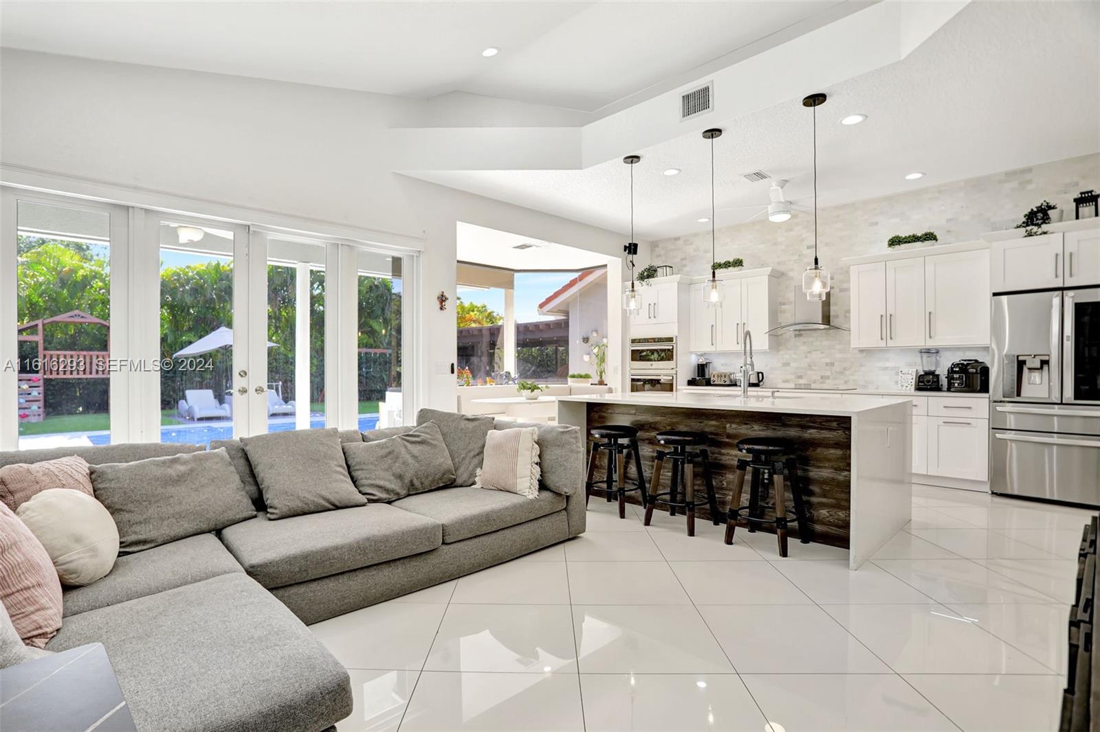 2144 Oakland Hills Way