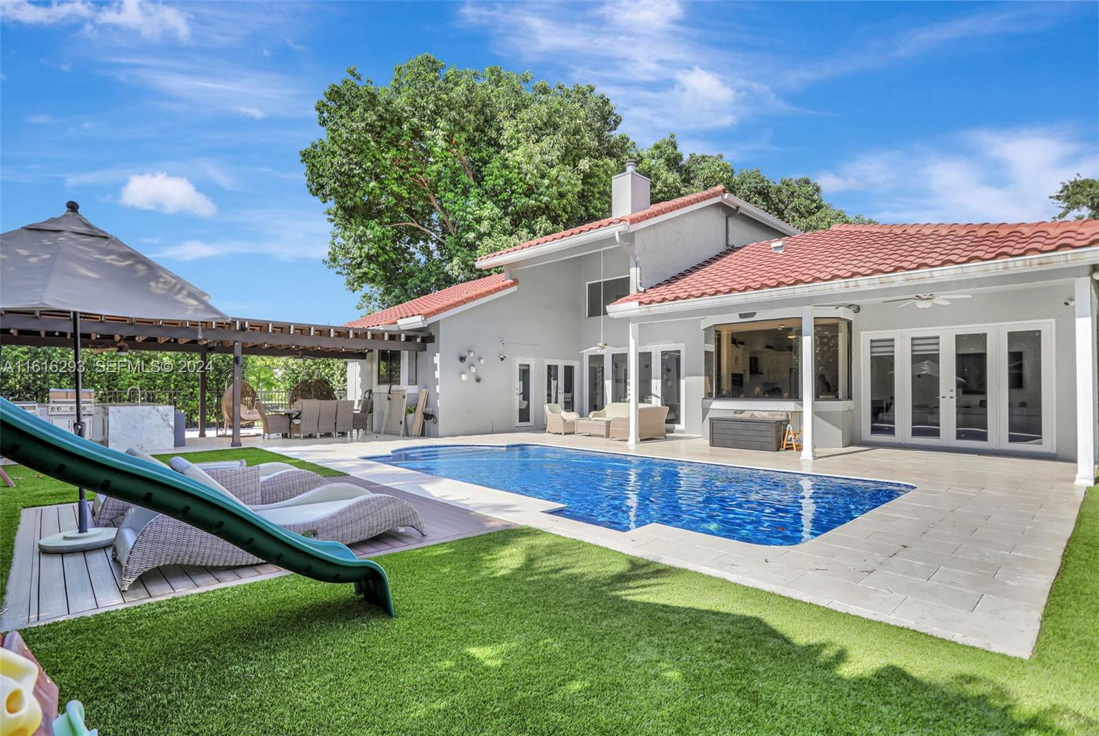 2144 Oakland Hills Way