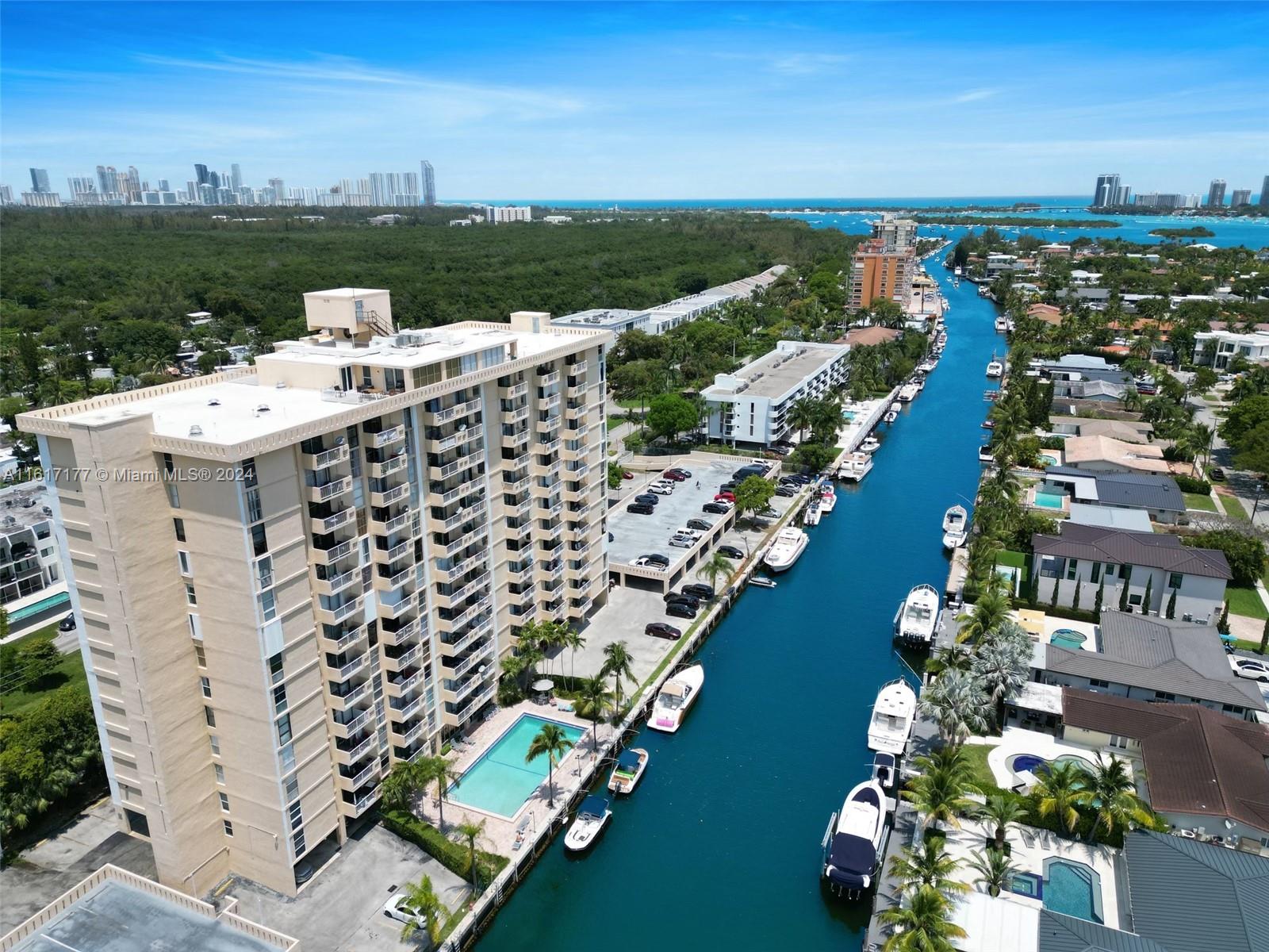 2350 NE 135th St # 1101