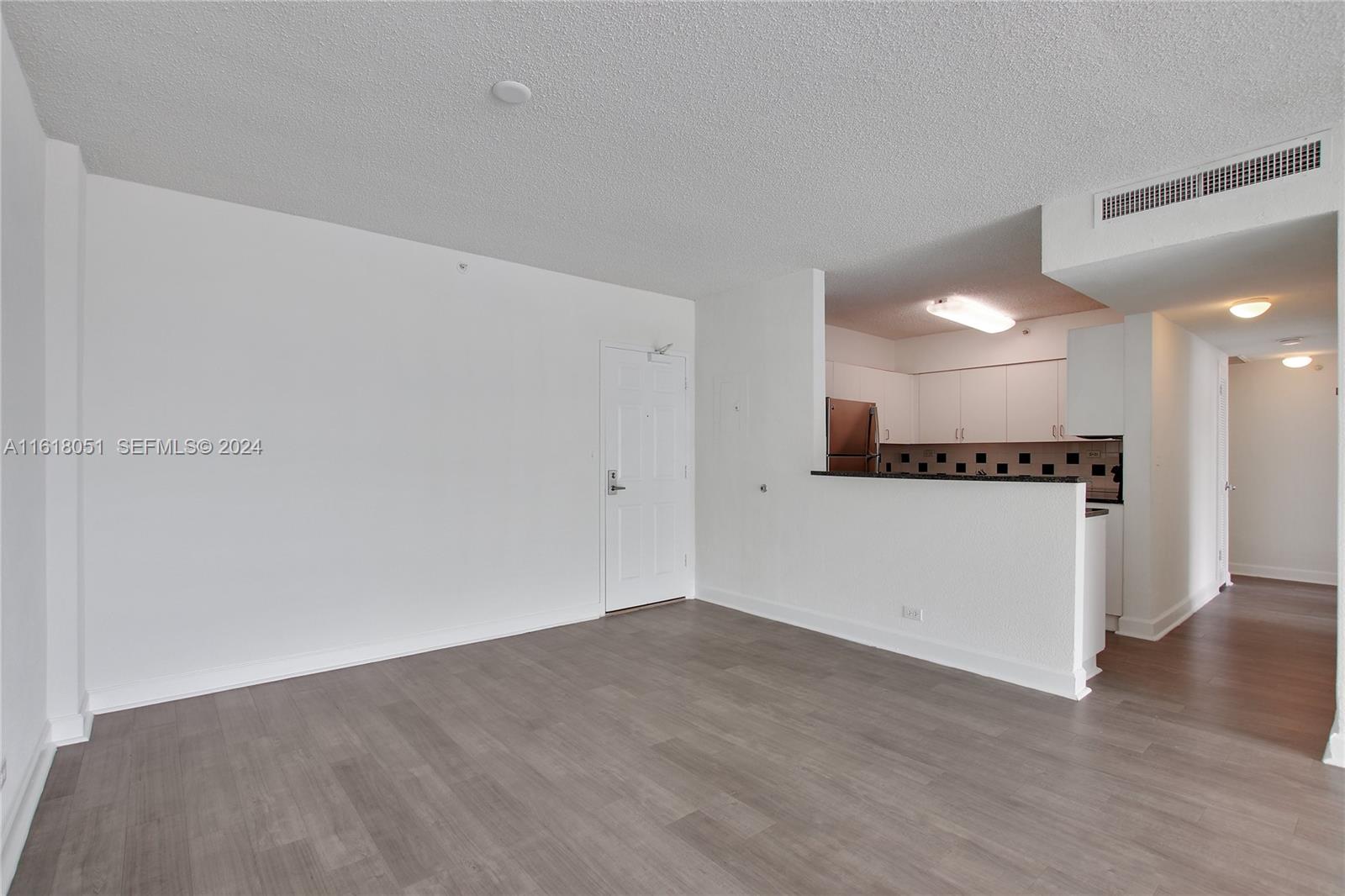 1500 Bay Road N-0907