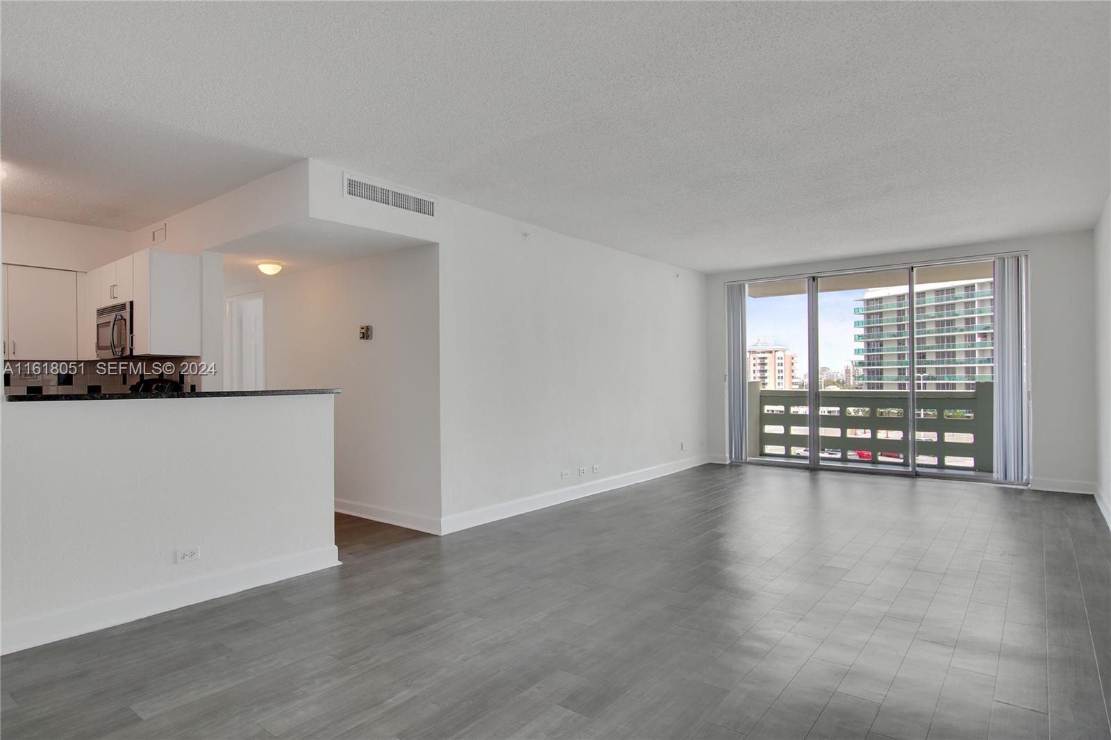 1500 Bay Road N-0907