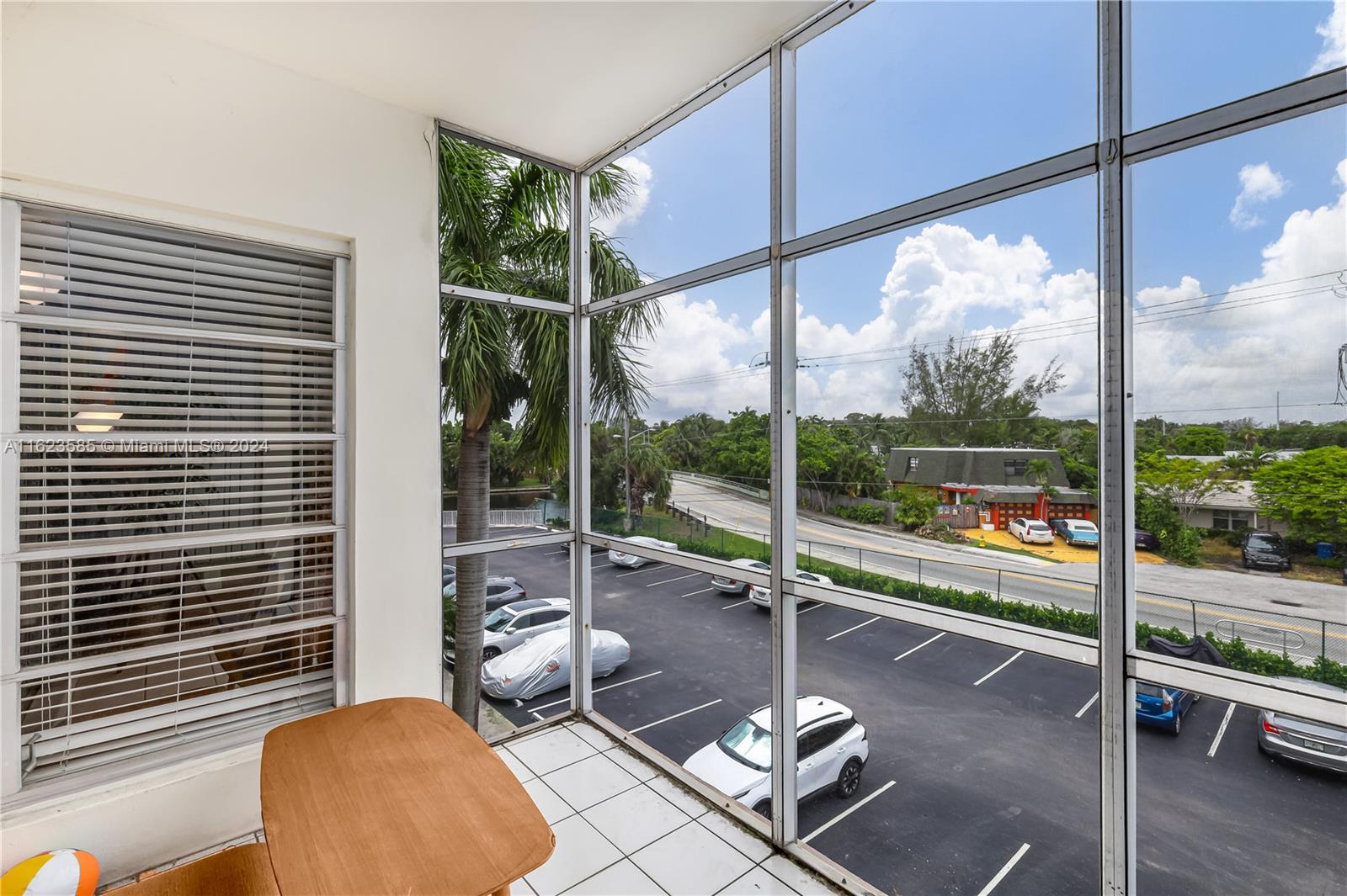 2970 NE 16th Ave # 305