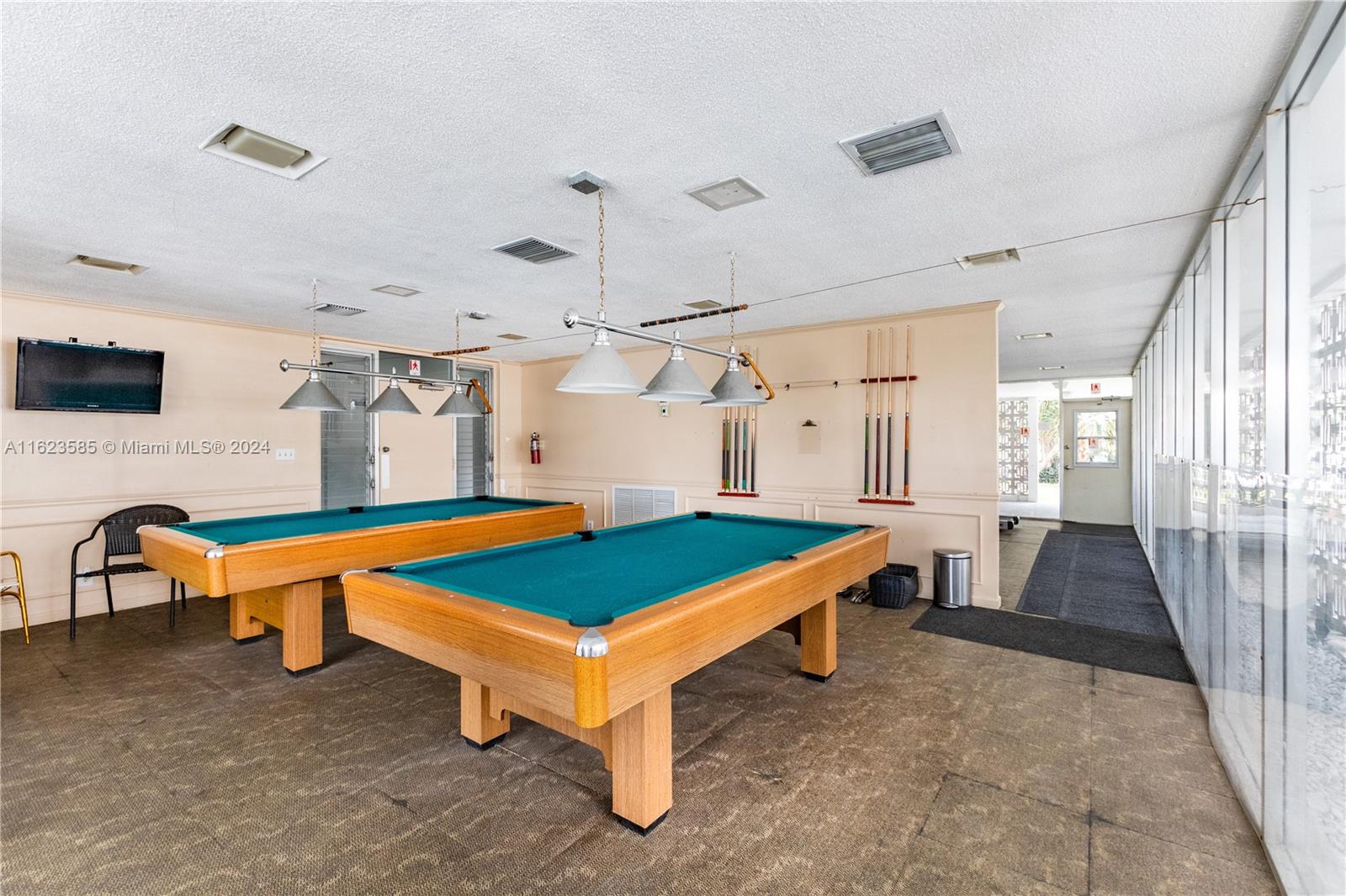 2970 NE 16th Ave # 305