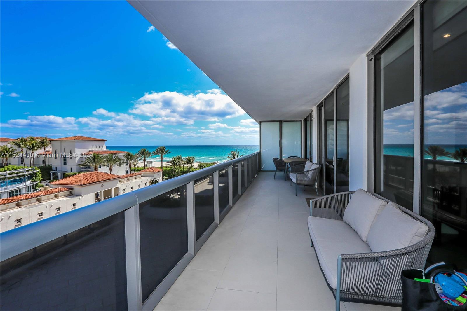 5875 Collins Ave # 605