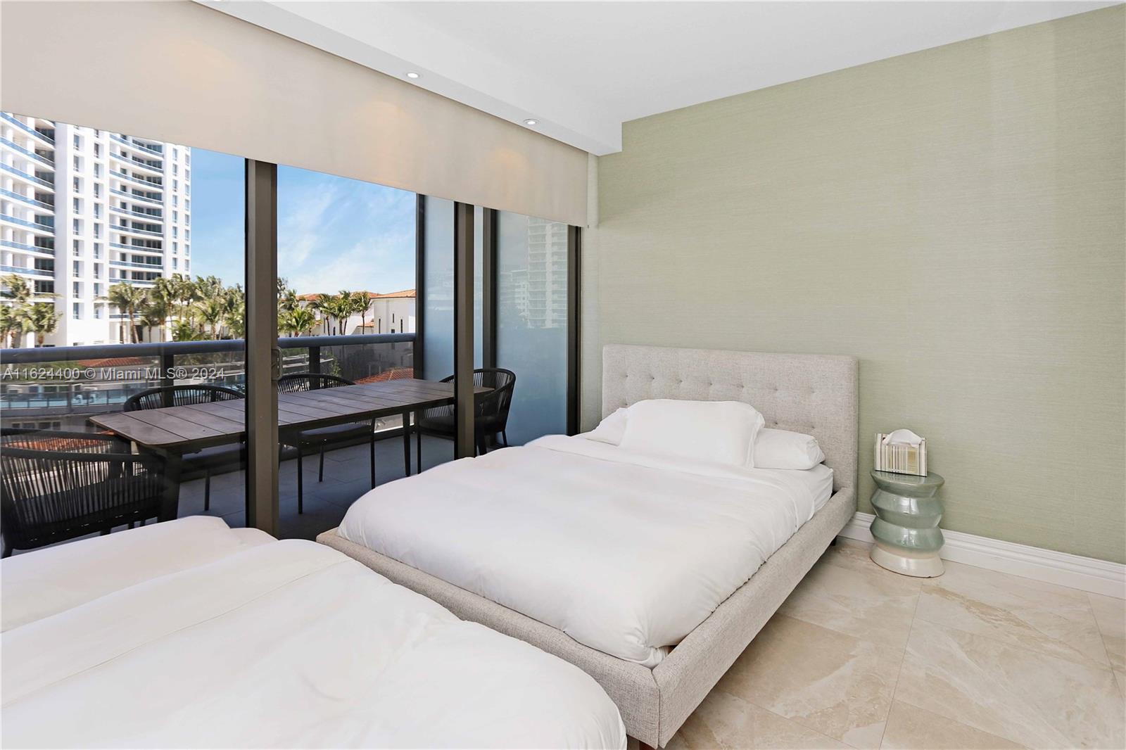 5875 Collins Ave # 605