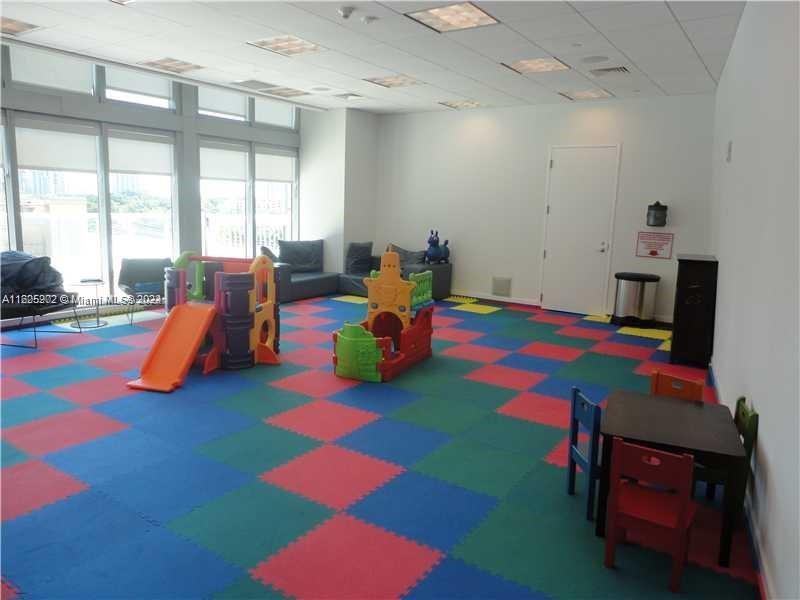 79 SW 12th St Unit: 1608-S