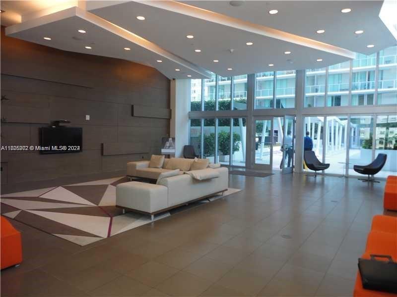79 SW 12th St Unit: 1608-S