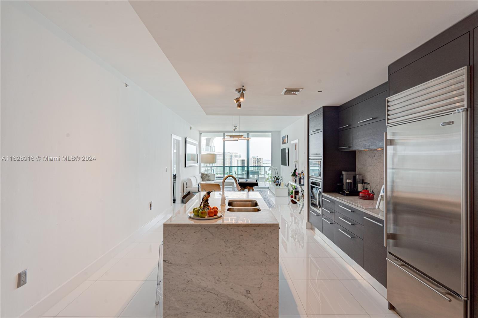 900 Biscayne Blvd # 3208