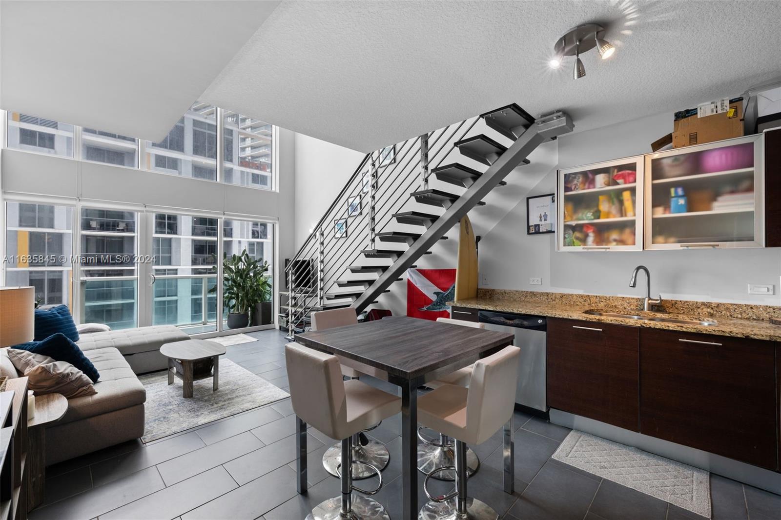 41 SE 5th St # 1306