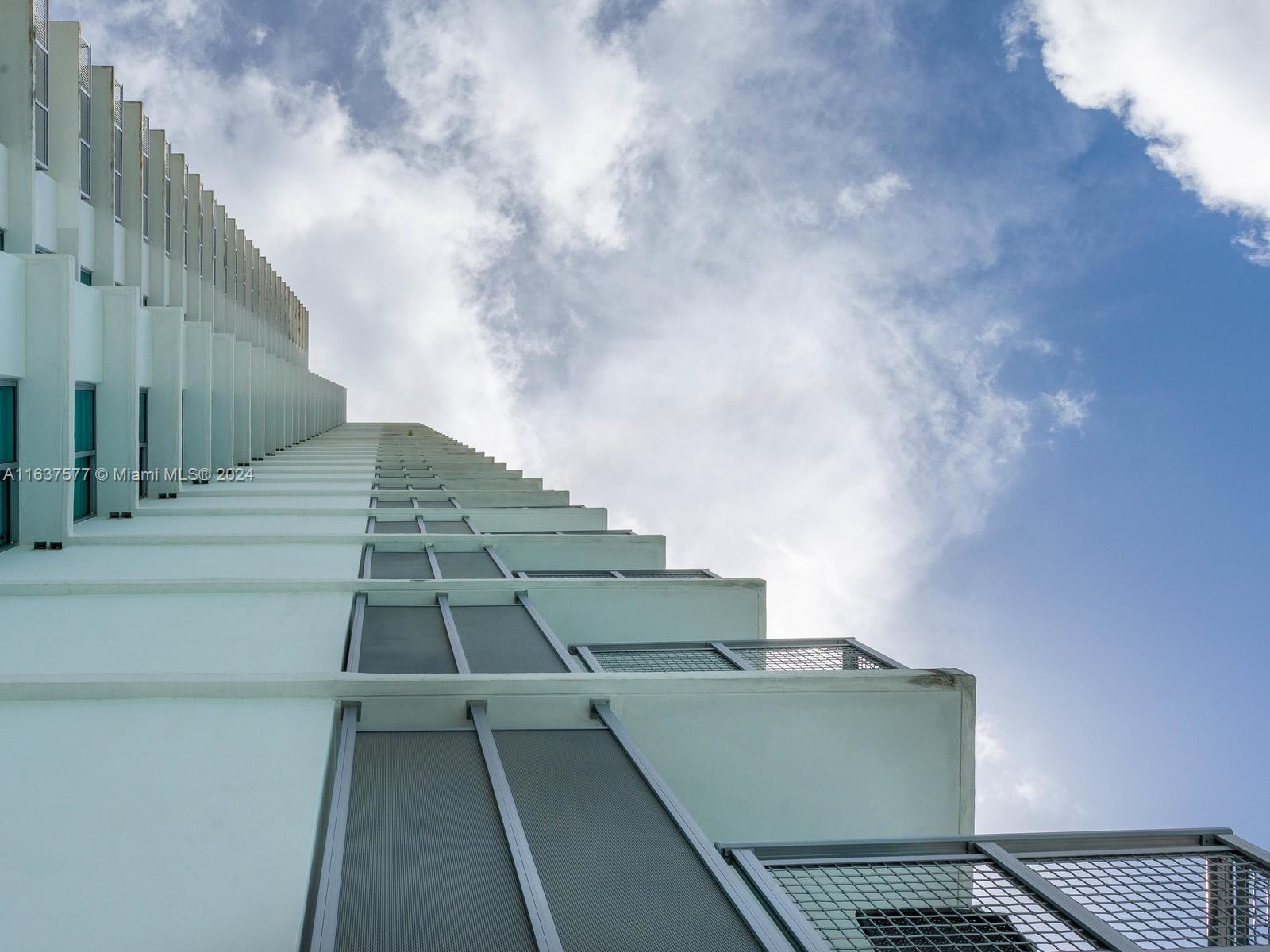 350 S Miami Ave Unit: 1710