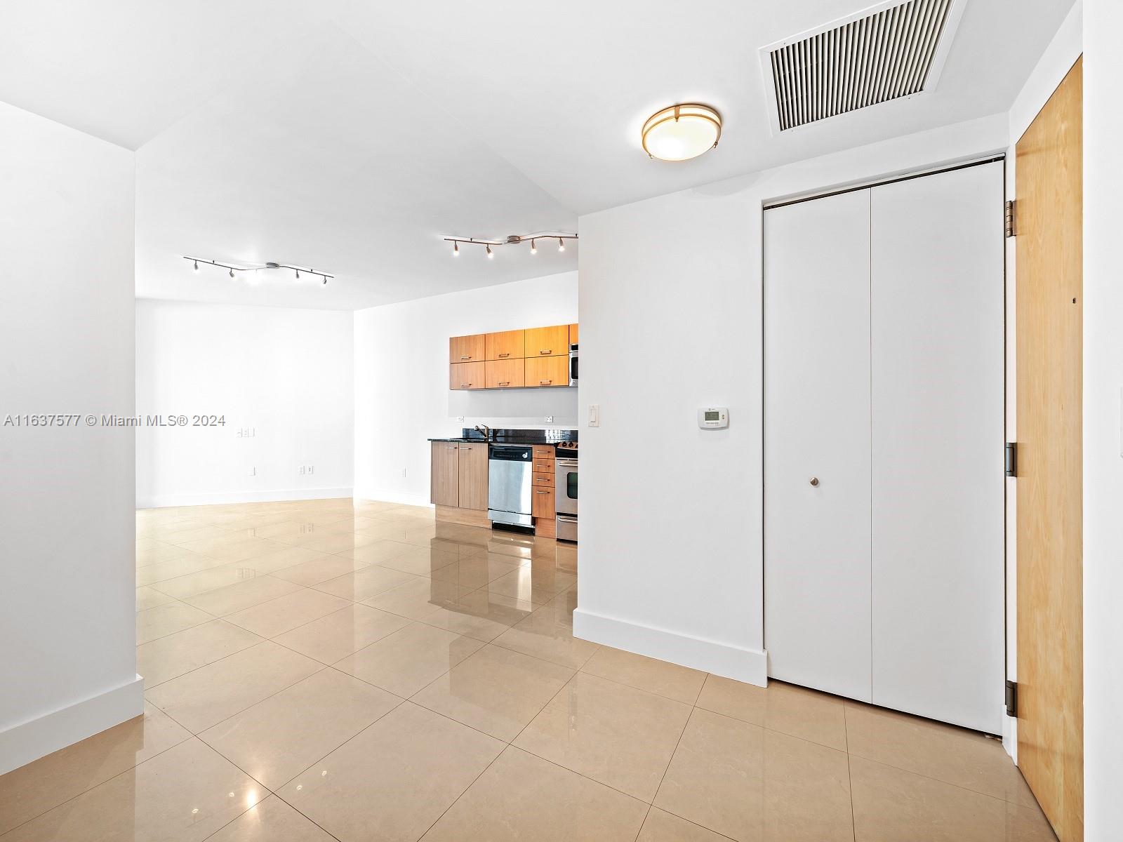 350 S Miami Ave Unit: 1710