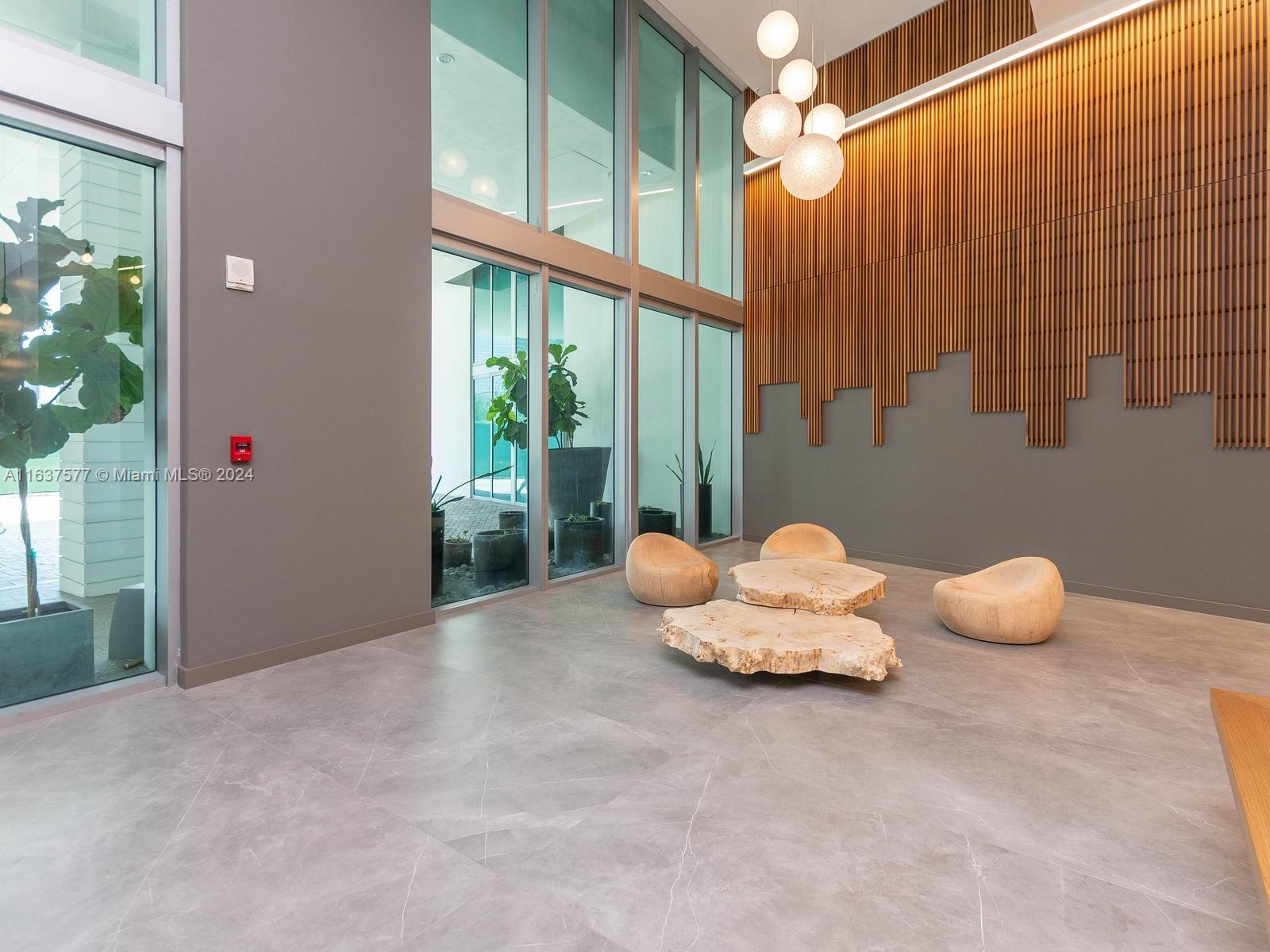 350 S Miami Ave Unit: 1710