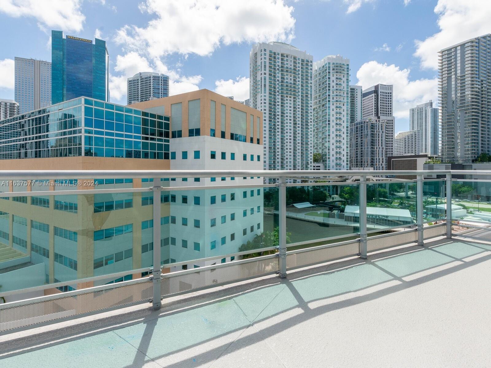 350 S Miami Ave Unit: 1710