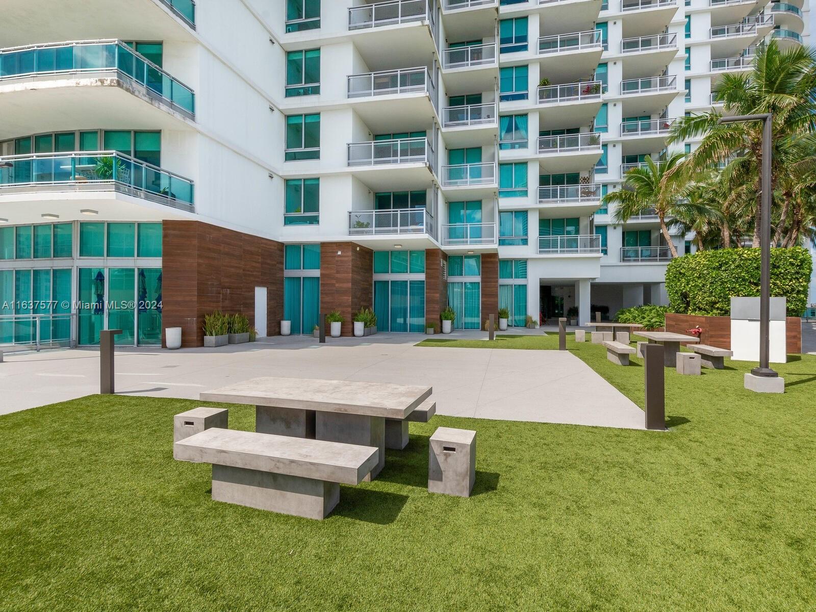 350 S Miami Ave Unit: 1710