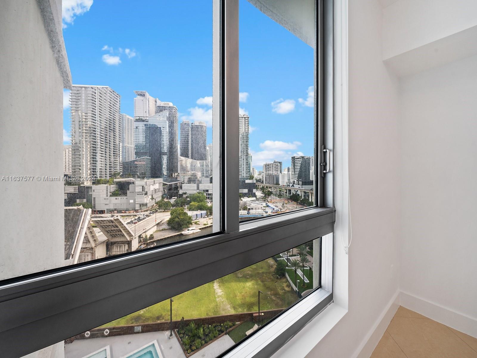 350 S Miami Ave Unit: 1710