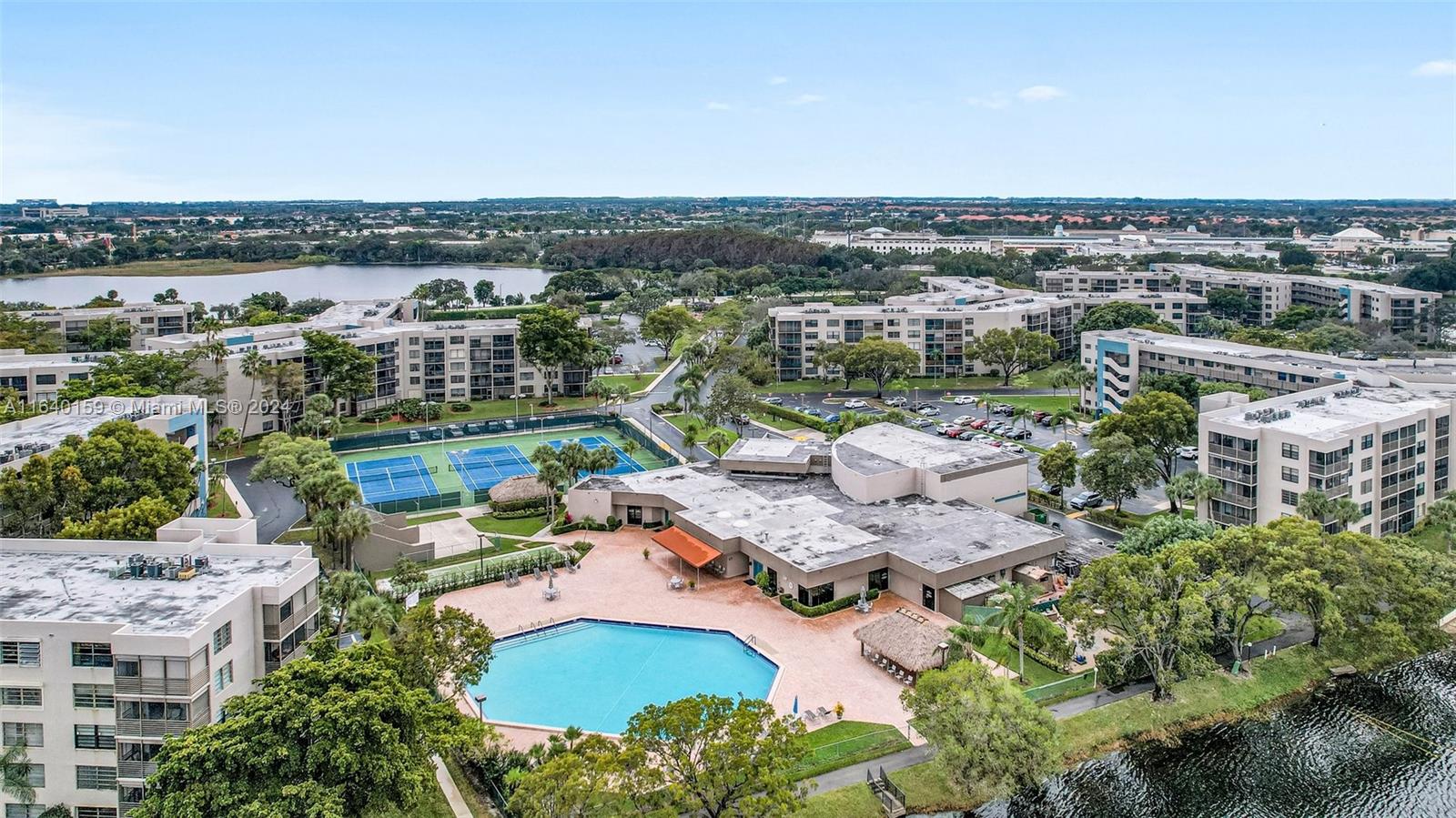 1000 Colony Point Cir # 512