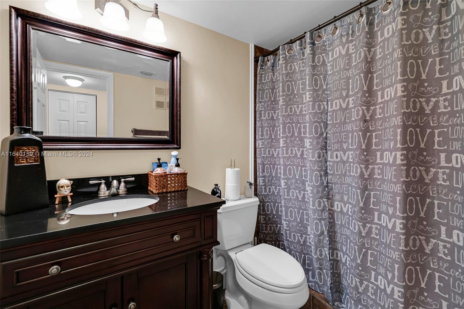 1000 Colony Point Cir # 512