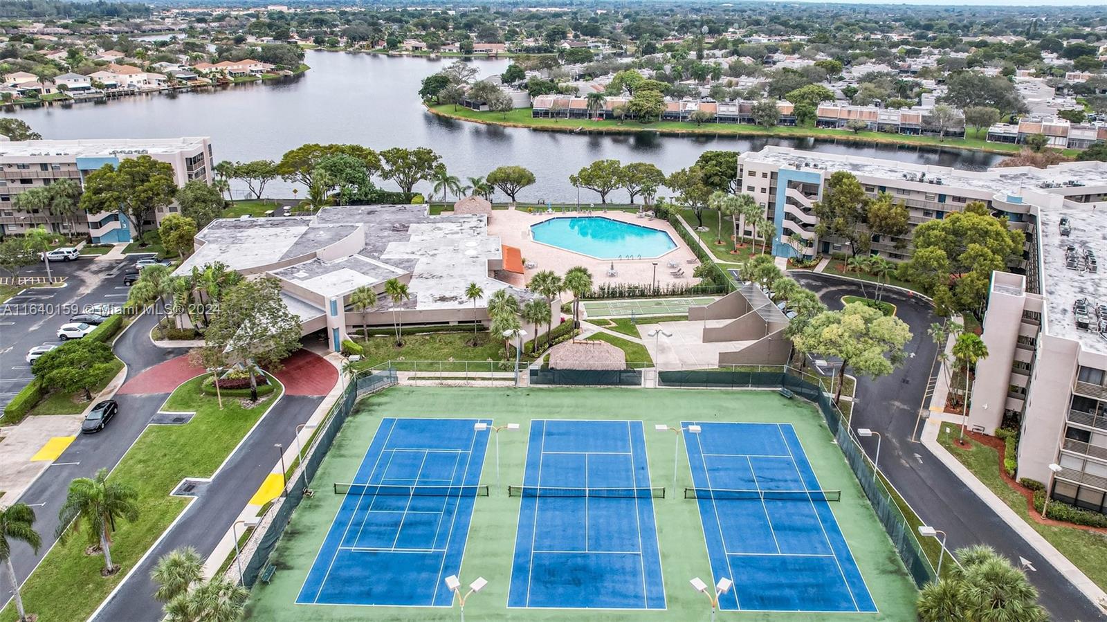 1000 Colony Point Cir # 512