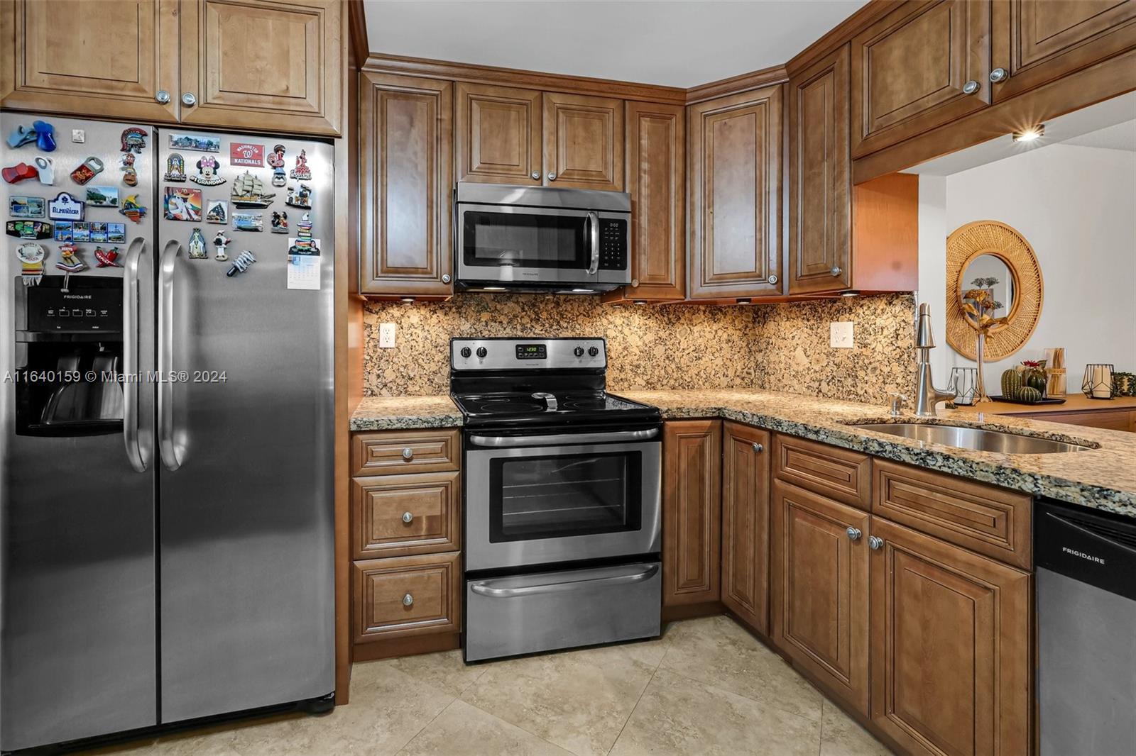 1000 Colony Point Cir # 512