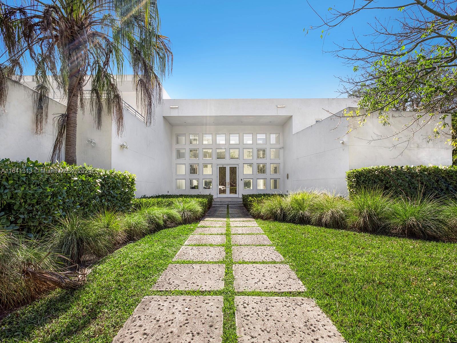 5970 SW 135th Ter