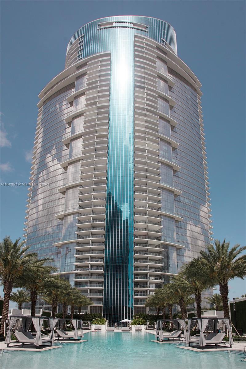 851 NE 1st Ave # 2401