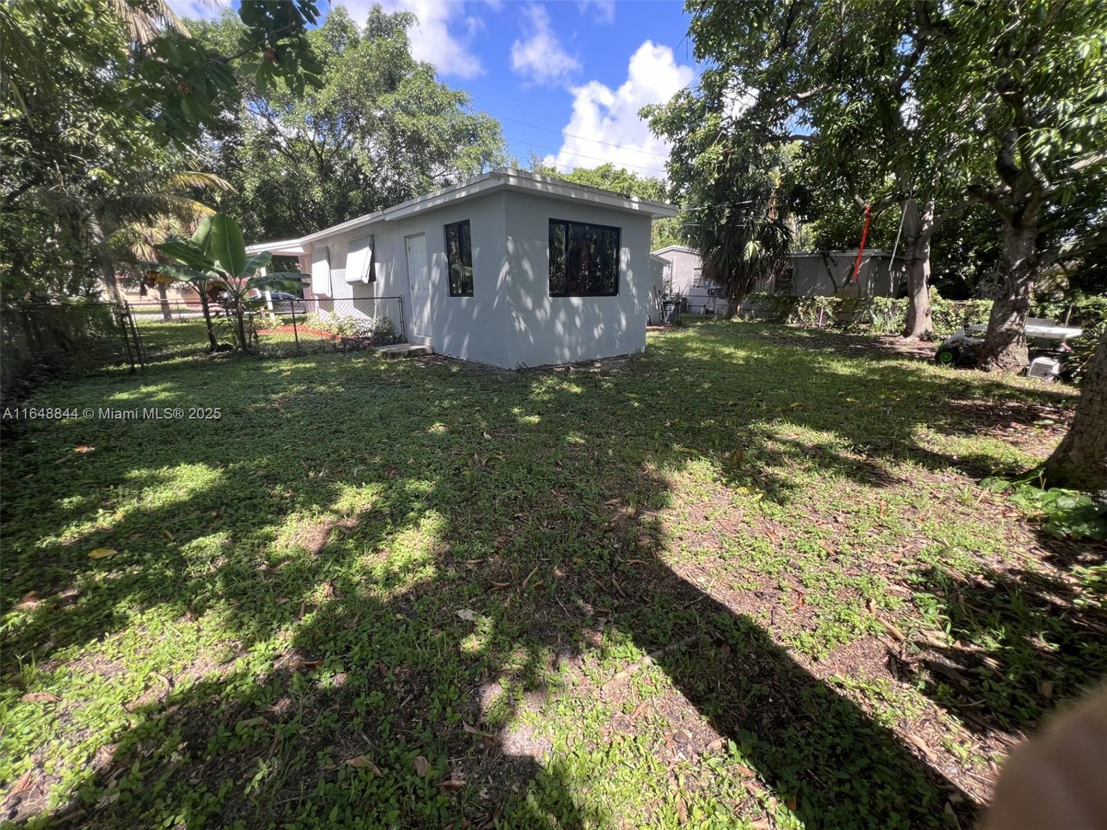 940 NW 34th Ave