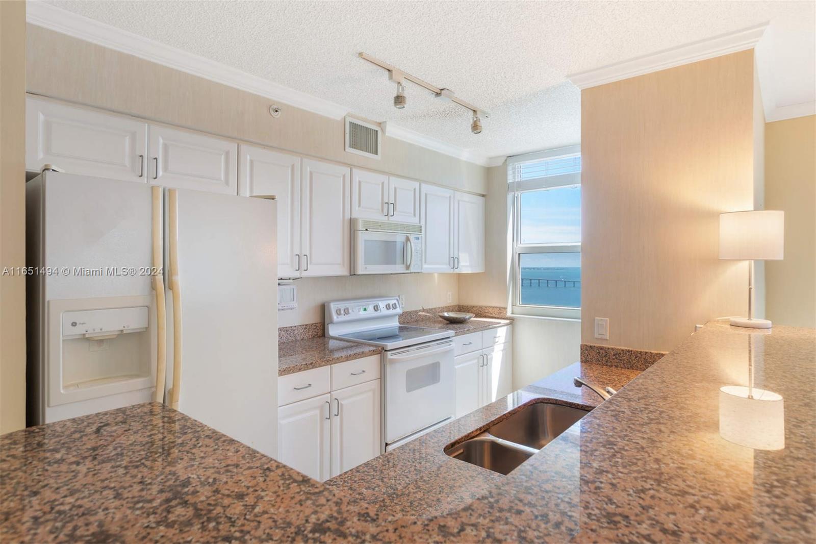 1155 Brickell Bay Dr # 2801