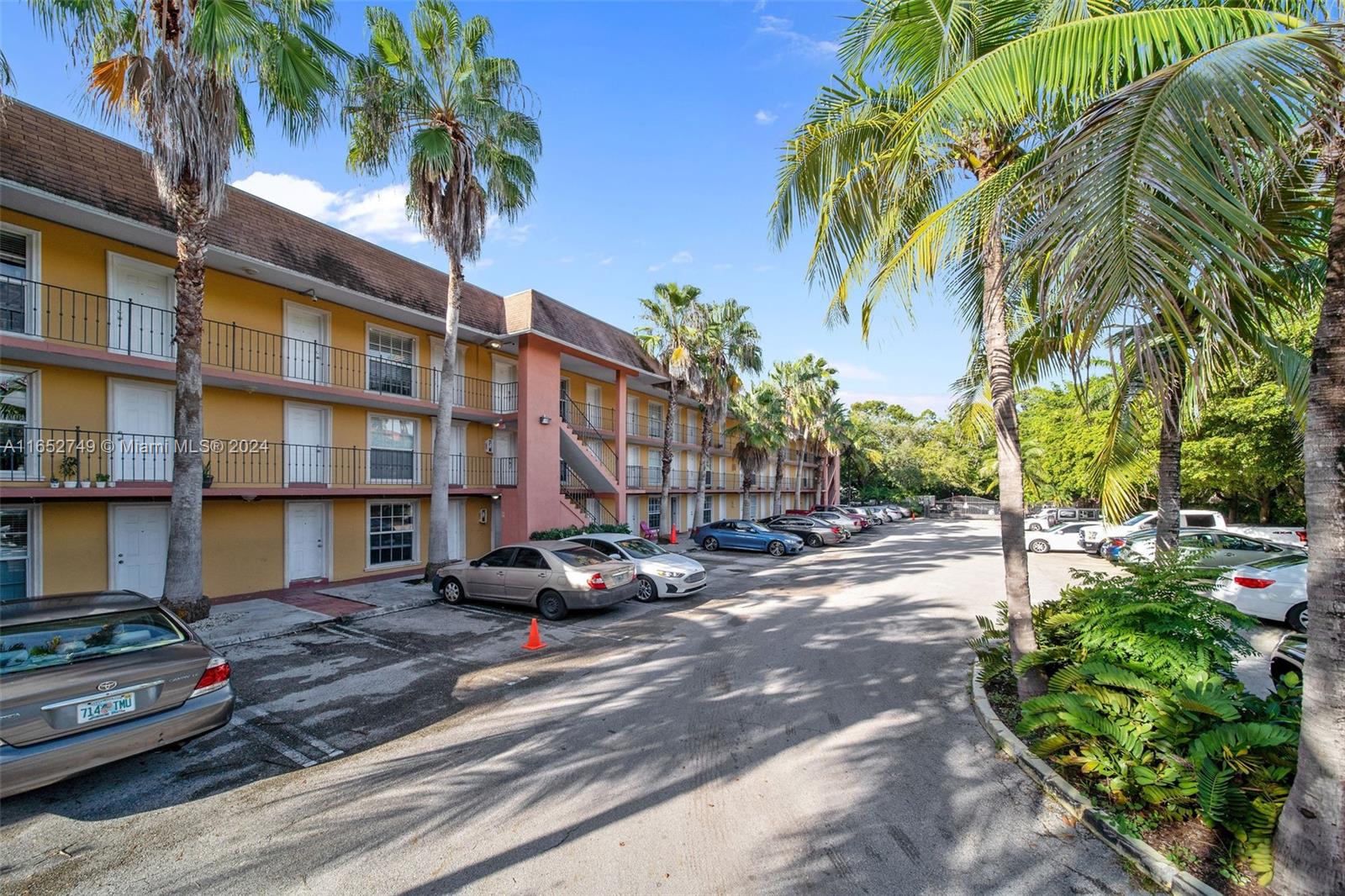 3245 Virginia St # 56
