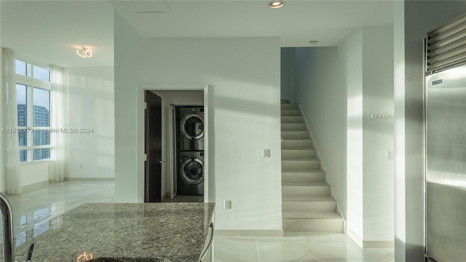 951 Brickell Ave Unit: PH4309